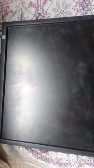 Монитор 24 дюйма Samsung