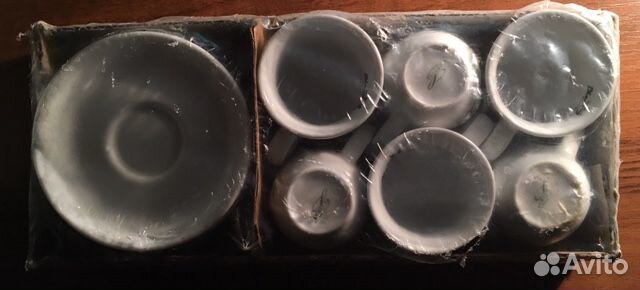 Чашки с блюдцами новые (6 шт.)