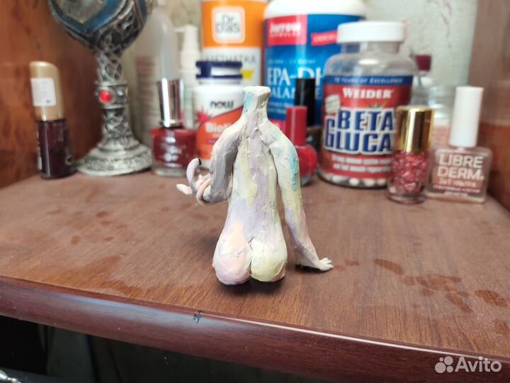 Статуэтка пластилиновая