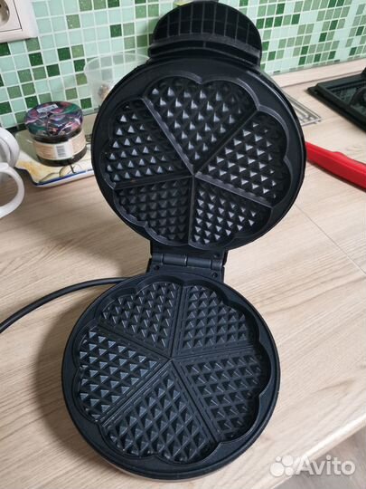 Электрическая вафельница clatronic WA 3492