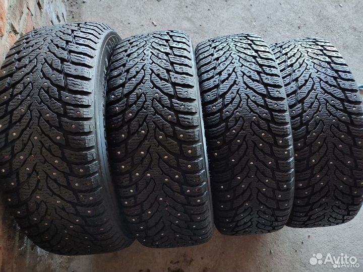 Nokian Tyres Hakkapeliitta 9 205/65 R16