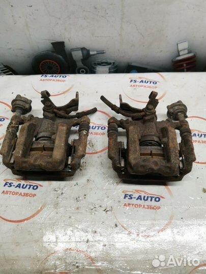 Суппорт тормозной задний Opel Mokka 1.6 F16D4 2014