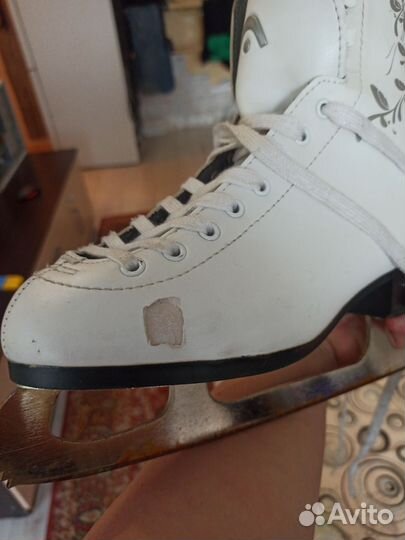 Коньки фигурные 37 размер