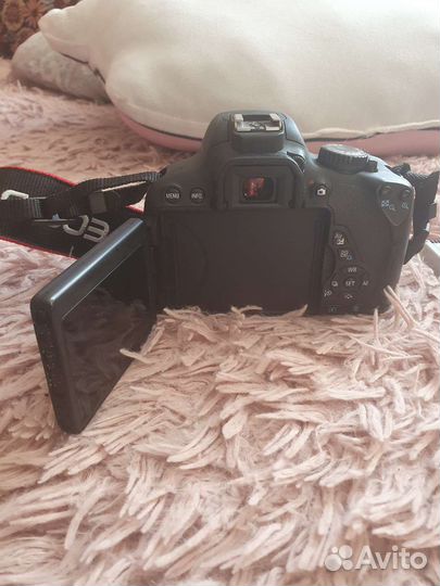 Зеркальный фотоаппарат canon 650d