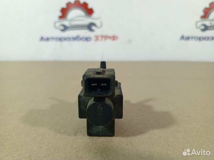 Клапан воздушный Volkswagen Passat