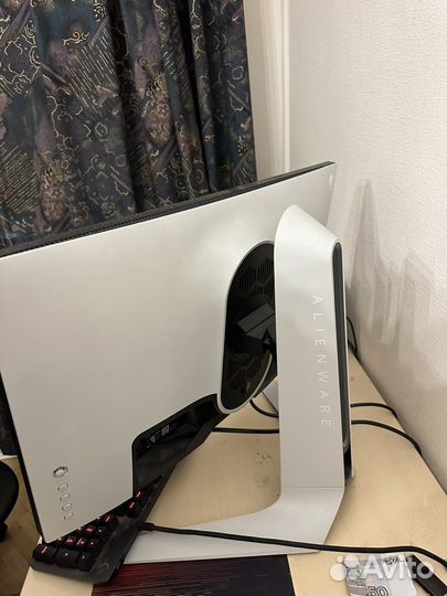 Full HD монитор Dell Alienware AW2720HFA