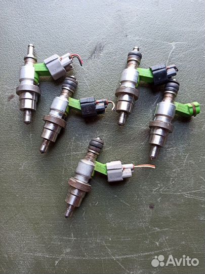 Форсунка denso toyota авенсис 1az-fse 2az-fse