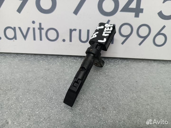 Датчик ABS передний левый Audi Q7