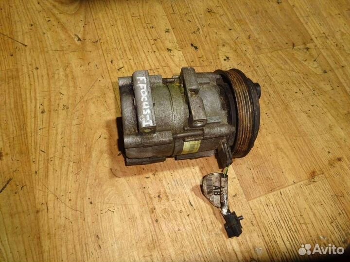Компрессор системы кондиционирования Ford Focus I