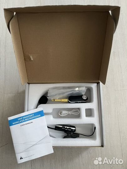 UHF headset wireless microphone