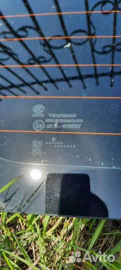 Стекло заднее Toyota Ractis