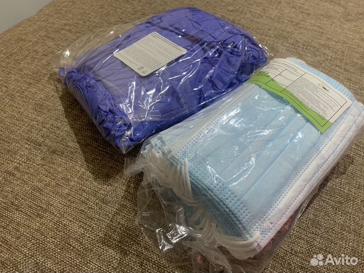 Перчатки и маски медицинские