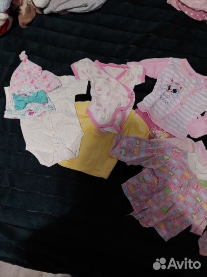 Отдам бесплатно детские вещи от 0 мес до 1 года