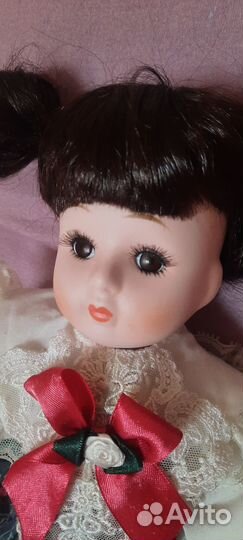 Кукла фарфоровая коллекционная, 40см