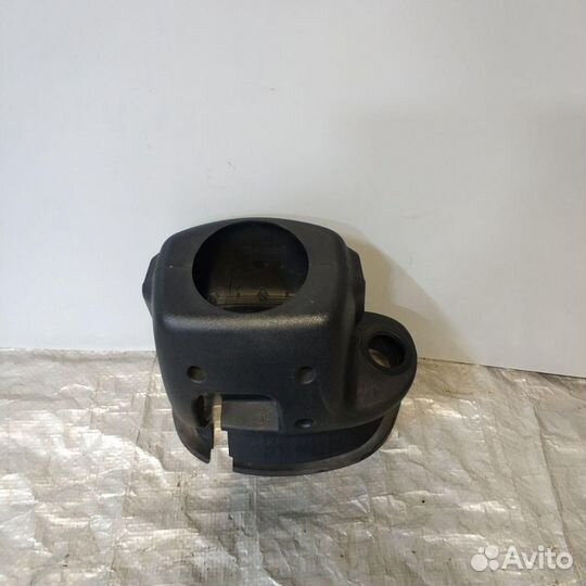 Кожух рулевой колонки Hyundai Tucson 1