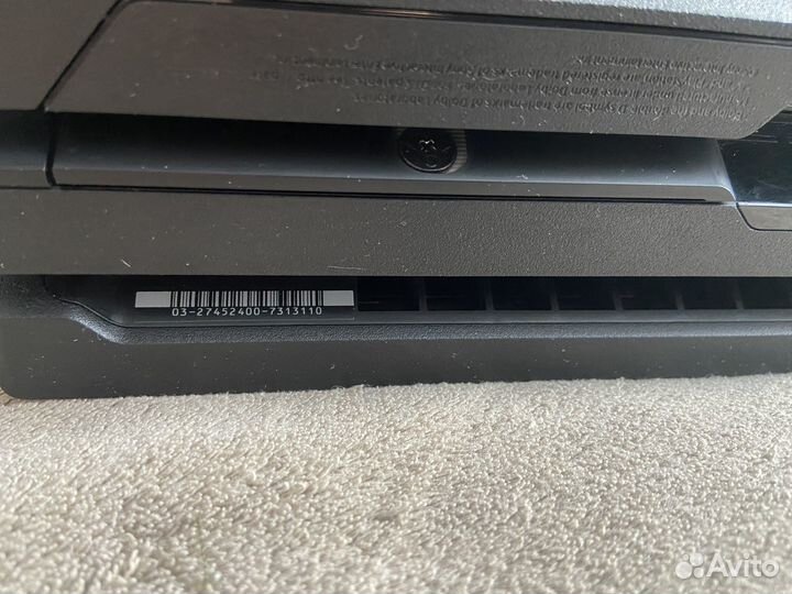 Игровая приставка ps4 pro 1tb