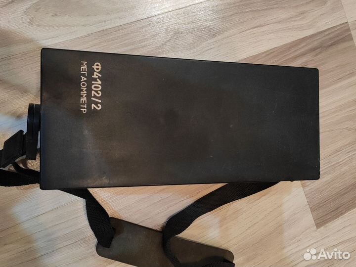 Мегаомметр Ф4102/2