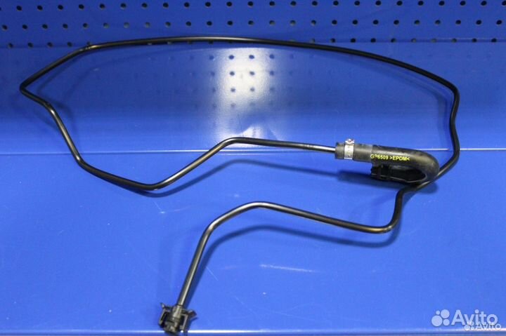 Верхний патрубок радиатора Форд S-Max Мондео 4