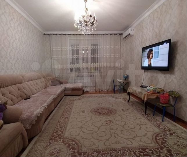 2-к. квартира, 75,5 м², 2/4 эт.