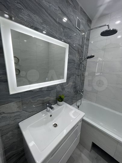 2-к. квартира, 59 м², 4/9 эт.