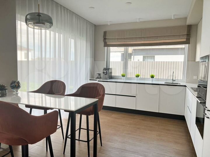 Дом 130 м² на участке 8 сот.