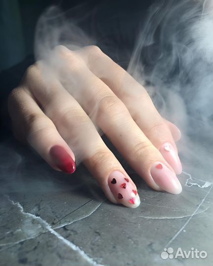 Мастер маникюра, наращивания и педикюра