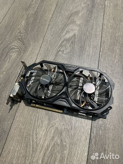 Видеокарта Gigabyte R9 270 2Gb