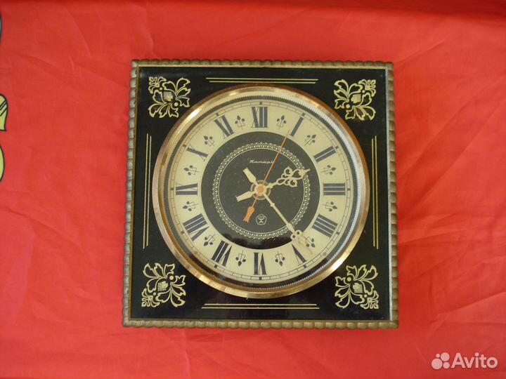 Часы настенные СССР