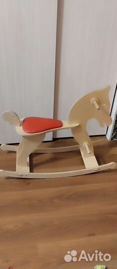 Лошадка качалка деревянная
