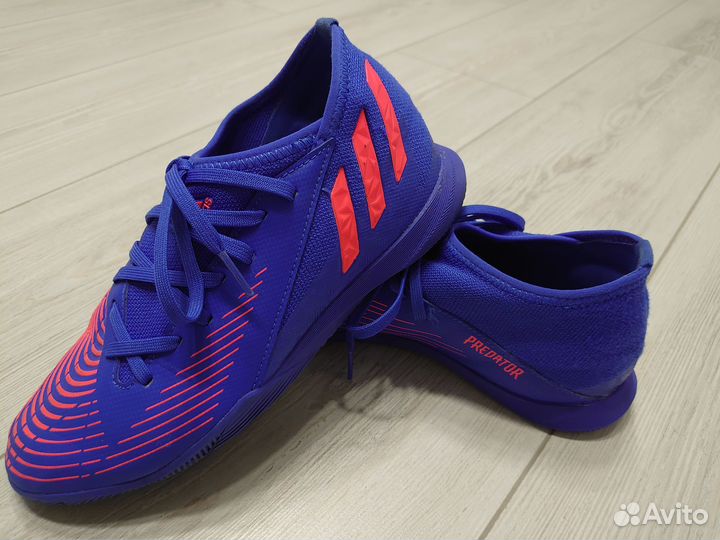 Бутсы adidas predator edge р-р 35