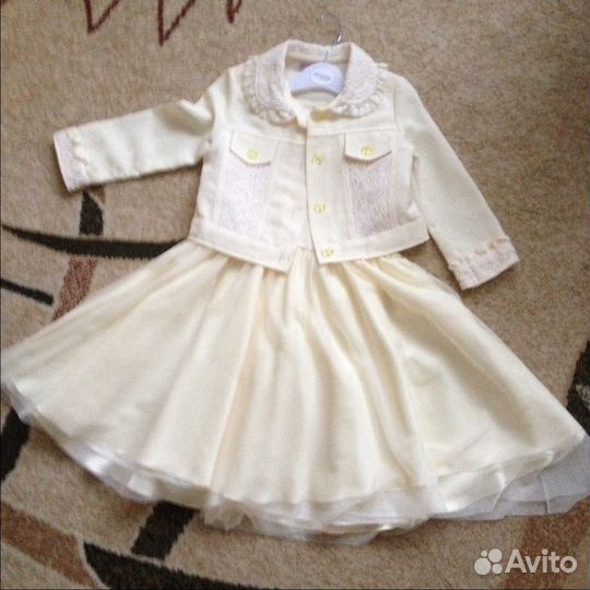 Праздничное платье с пиджаком