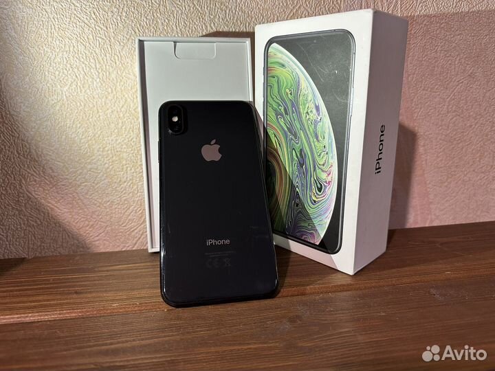 iPhone Xs, 64 ГБ
