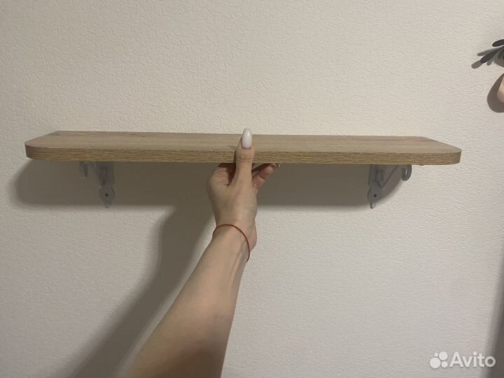 Полочка настенная деревянная