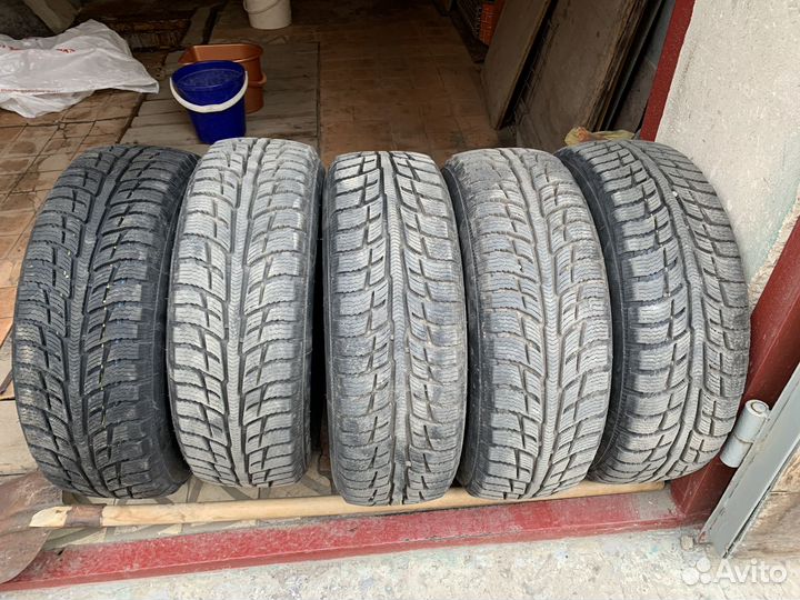 Bfgoodrich Winter T/A KSI 215/65 R16 98T