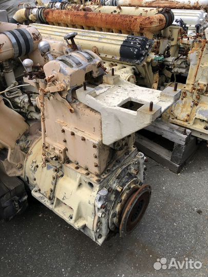 Муфта реверсивная (реверс-редуктор) М401 12чн18/22