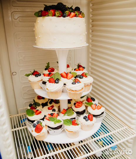 Подставка для свадебного торта