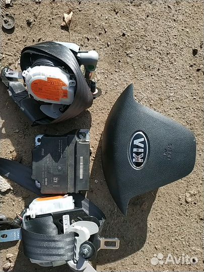 Комплект безопасности Kia Ceed jd 2016 год