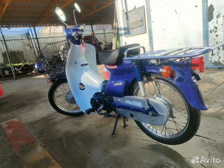 Honda super cub 50 efi