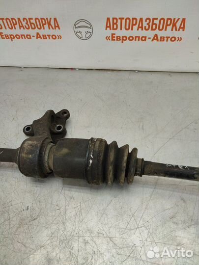 Привод (полуось) передний правый Kia Spectra седан