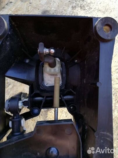 Кулиса кпп Cadillac BLS 2009 55557022