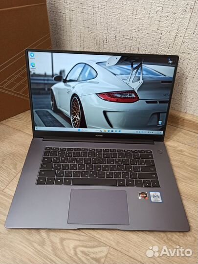 Классный ультрабук Ryzen 7 3700\8GB\512GB\15.6