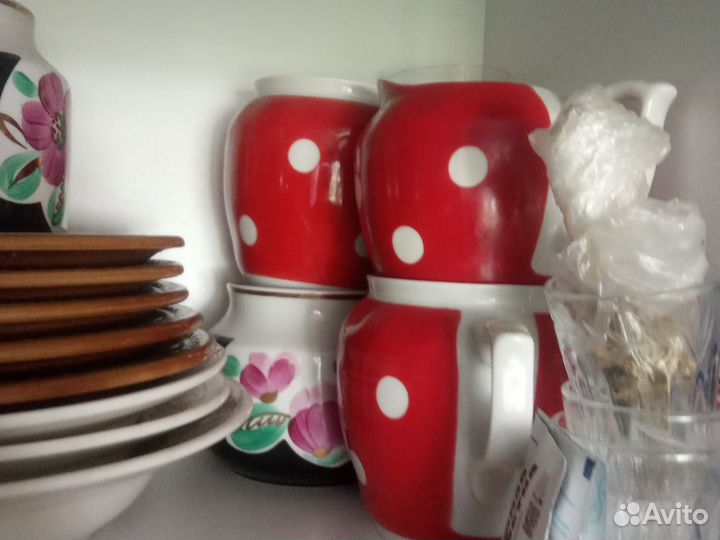 Посуда тарелки.чайный сервис
