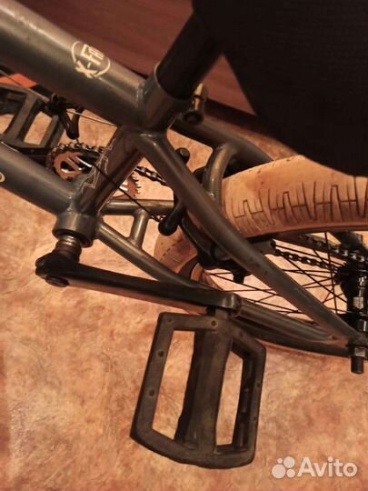 Трюковой велосипед bmx