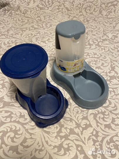 Автоматическая кормушка для кошек и собак