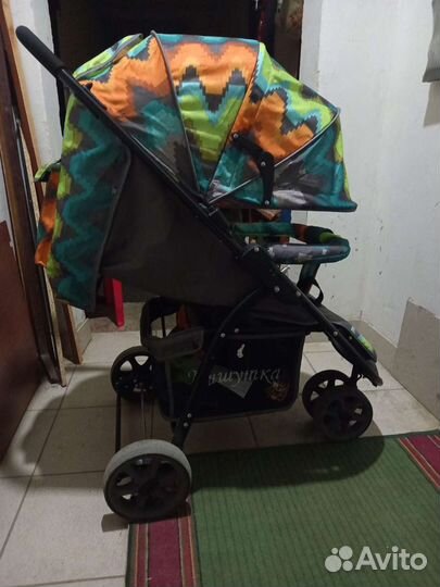 Коляска прогулочная