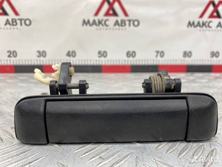 Б/У ручка двери внешняя передний правый Mazda