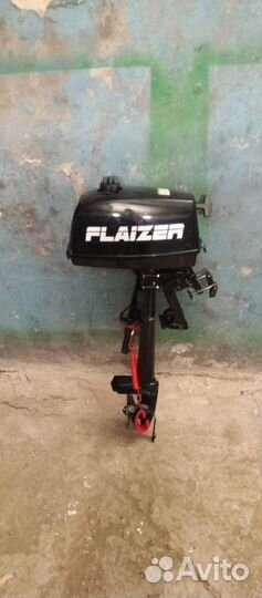 Лодочный мотор бензиновый двухтактный 3.5. л.с
