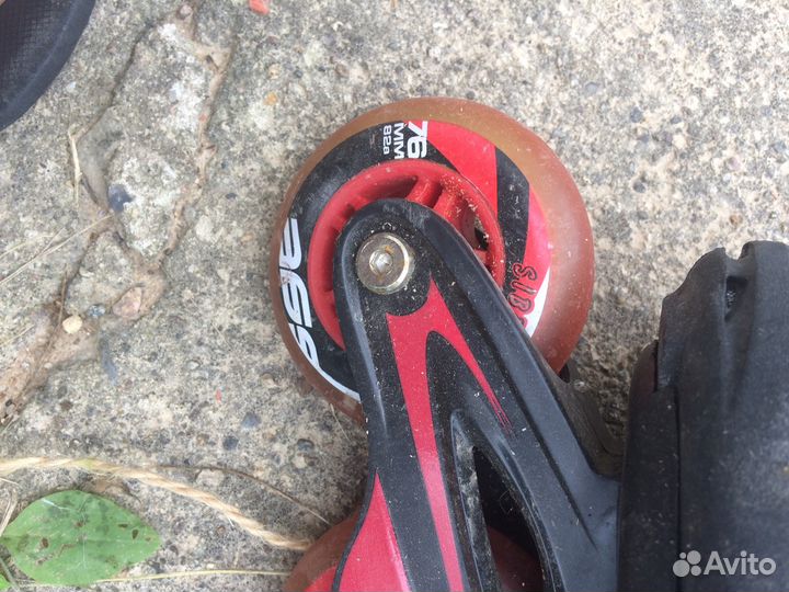 Коньки роликовые