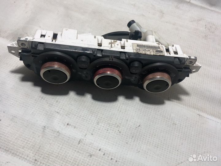 Блок управления печкой ford focus 2