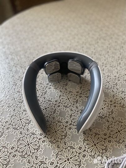 Шейный массажер